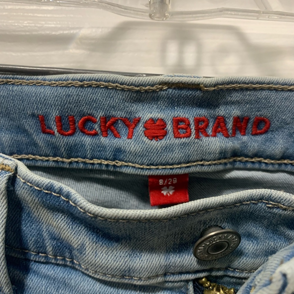Lucky Brand Light Wash Women's Cropped Jeans - Picture 3 of 5